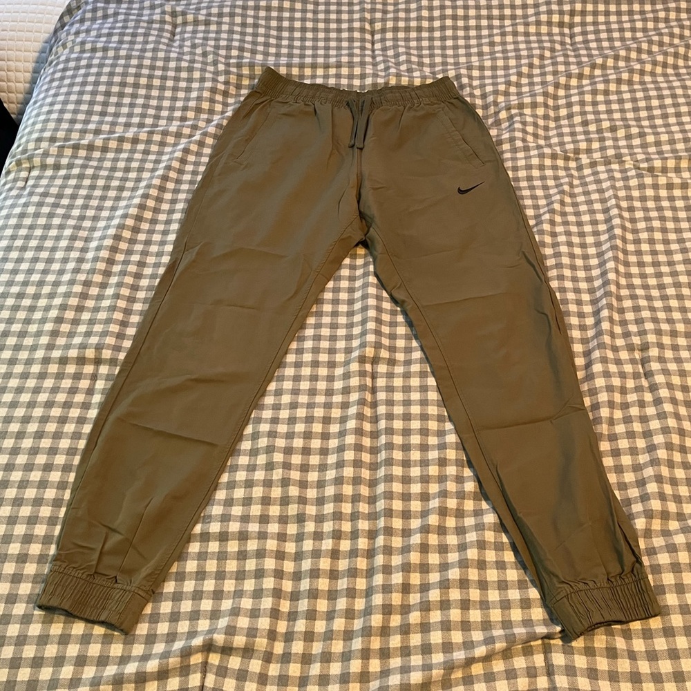 Nike khaki joggers